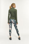 Active Panther Zip Top